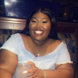 Meet your Posher, Katelynn